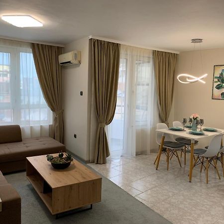 Unbeatable Location: New & Comfy Apartment فارنا المظهر الخارجي الصورة