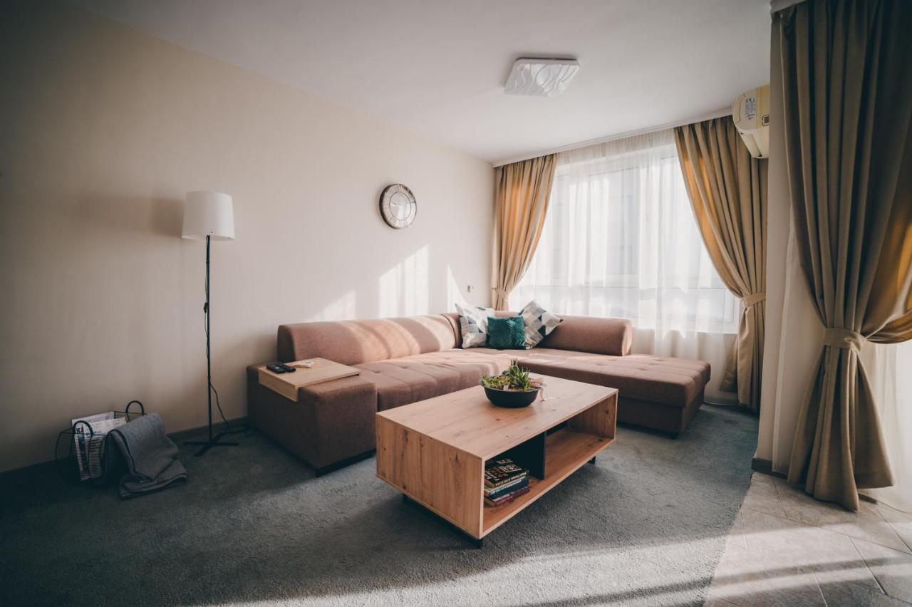 Unbeatable Location: New & Comfy Apartment فارنا المظهر الخارجي الصورة