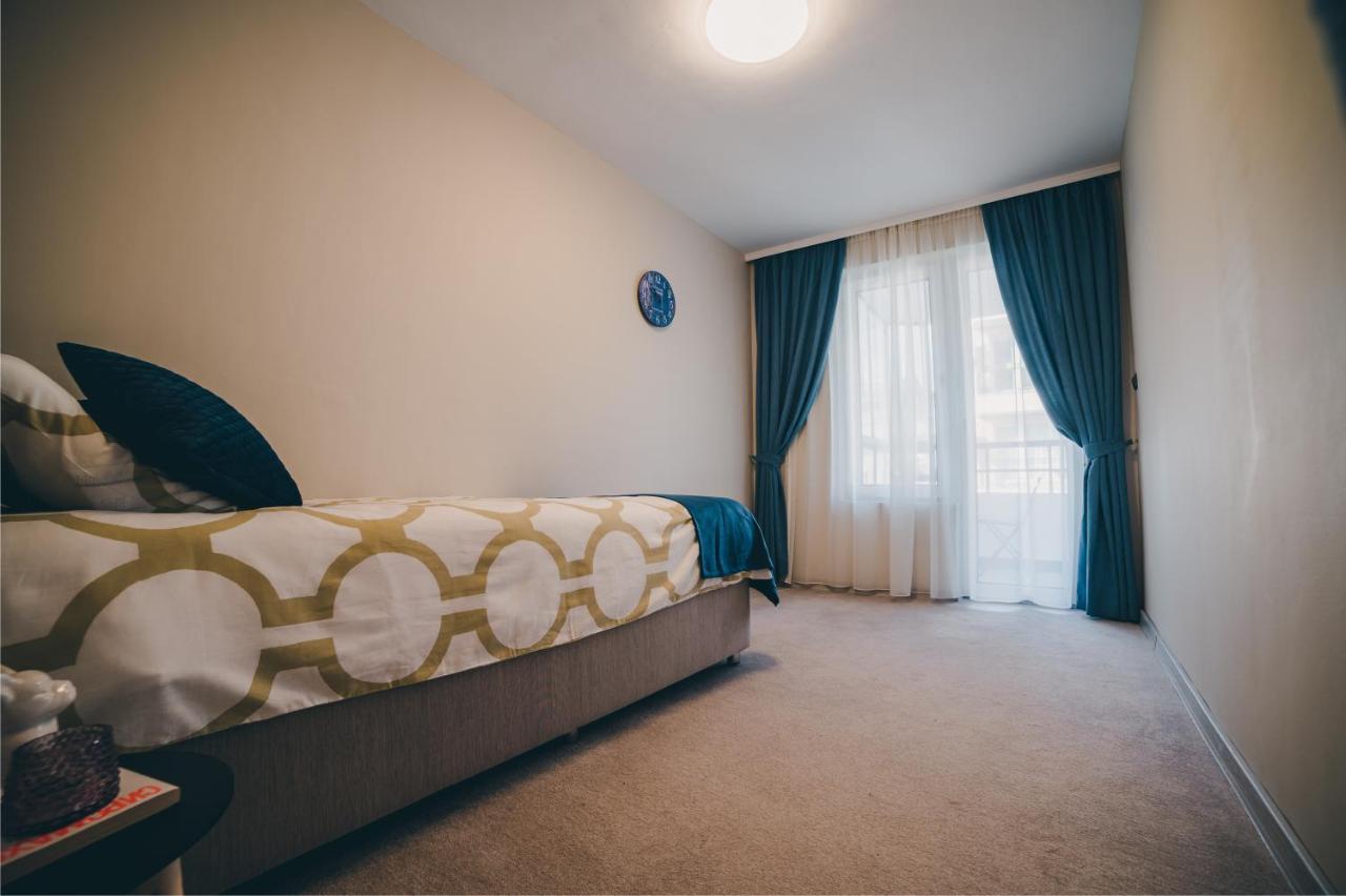 Unbeatable Location: New & Comfy Apartment فارنا المظهر الخارجي الصورة